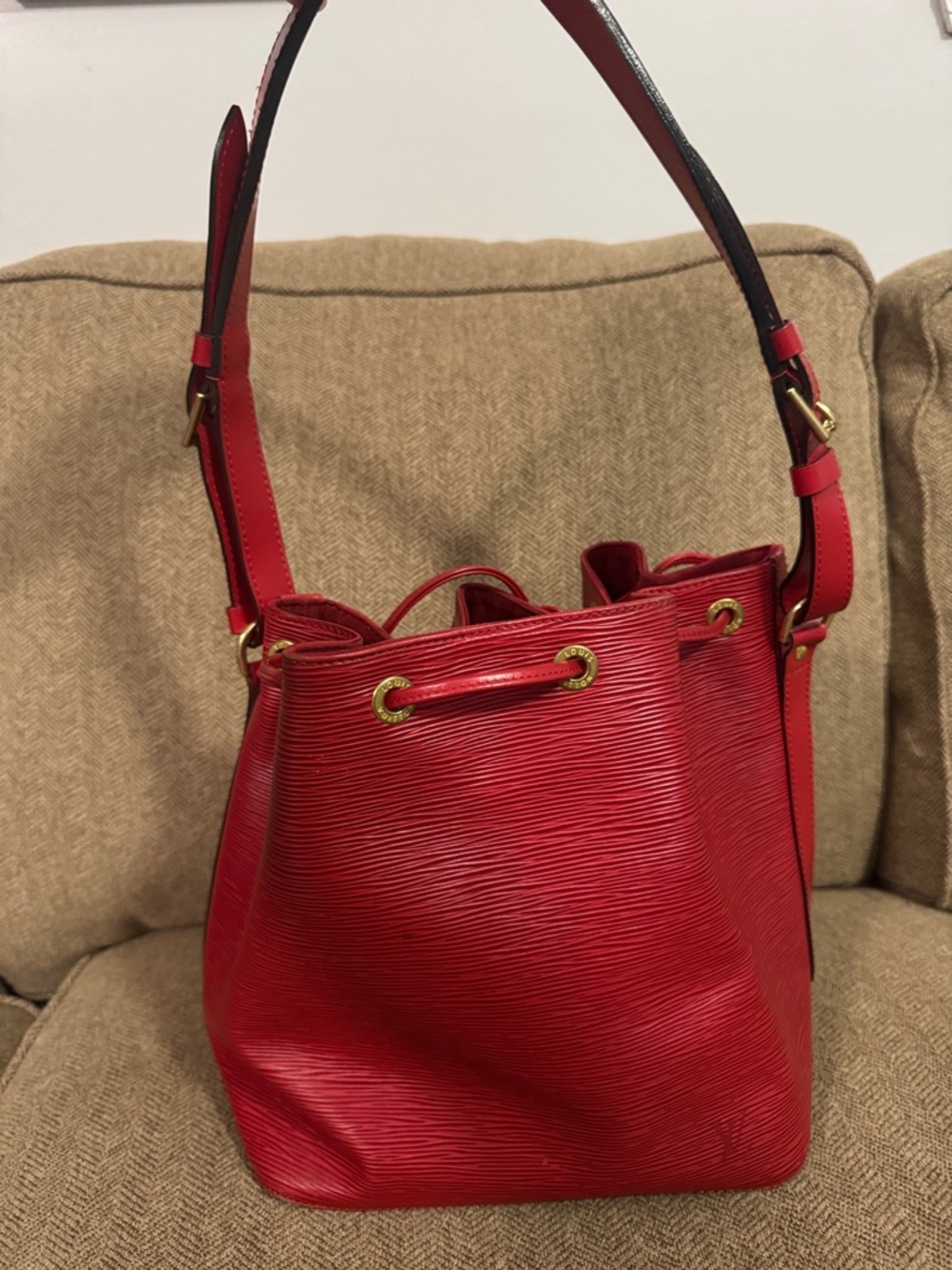 Vintage Louis Vuitton Red Epi Noe bucket bag